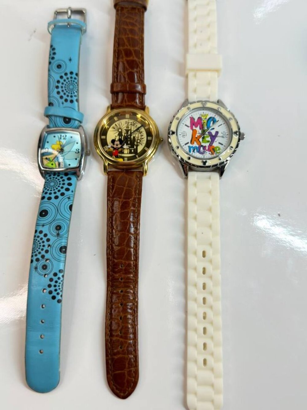 9-Piece Disney, Hello Kitty & LOL Watch Bundle - Picture 9 of 10